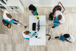 Team-Büroreinigung.jpg